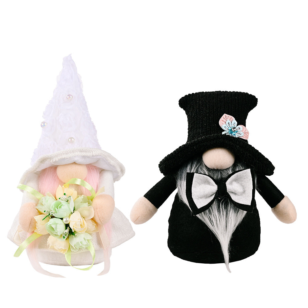 Wedding Gnome Couple Decor for Romantic Home Displays