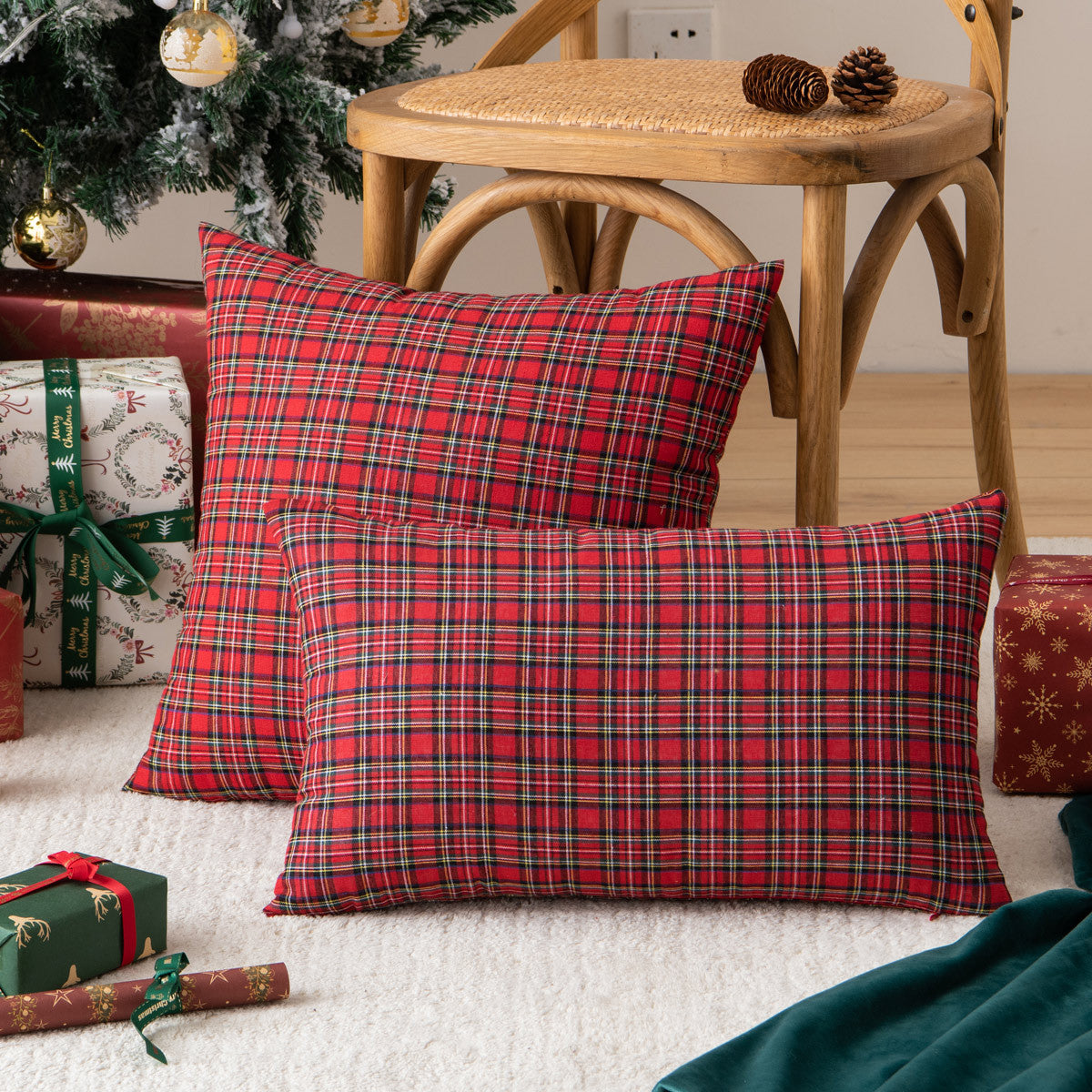 Christmas Plaid Pillow Covers for Cozy Nordic Sofa Decor