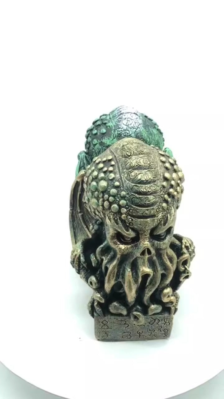 Cthulhu Statue Gothic Fantasy Decor Centerpiece for Shelves