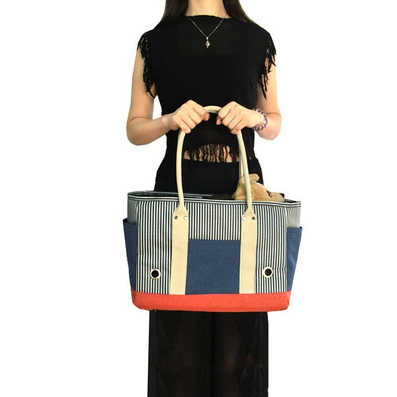Pet Carrier Bag: Fashionable Tote for Small Pet Travel