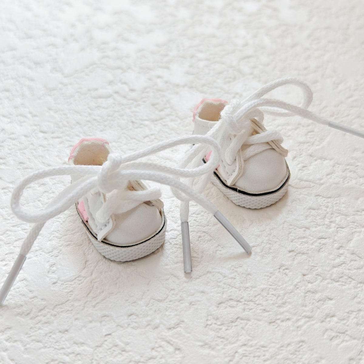 Labubu Doll Shoes 4-Piece Outfit Accessory Collection