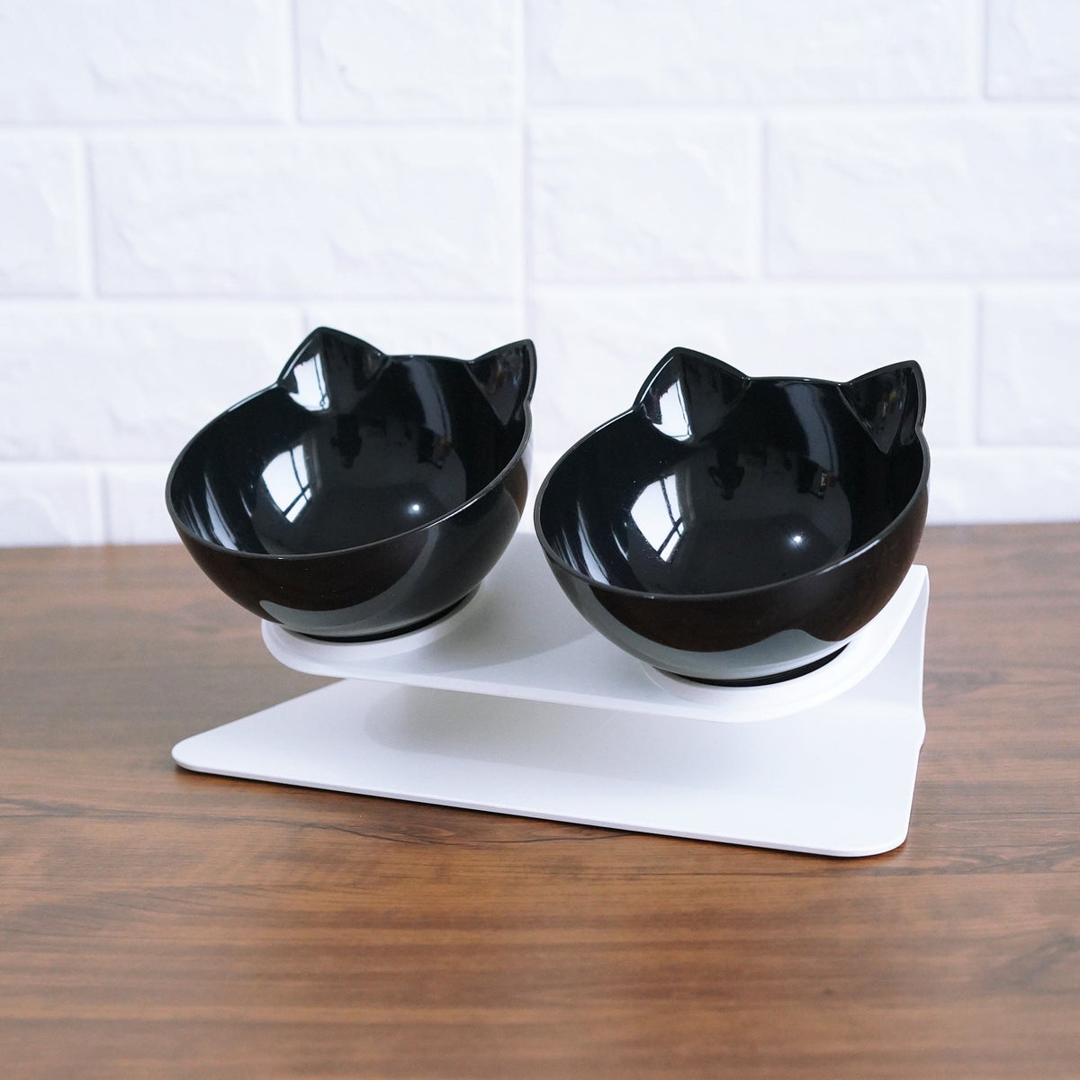 Raised Pet Feeding Bowl for Cleaner, Comfier Daily Meals