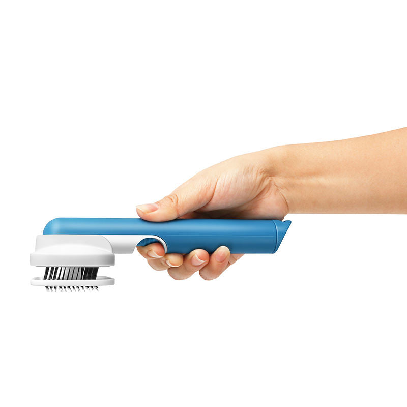 Pet Deshedding Brush With Retractable Hair Release