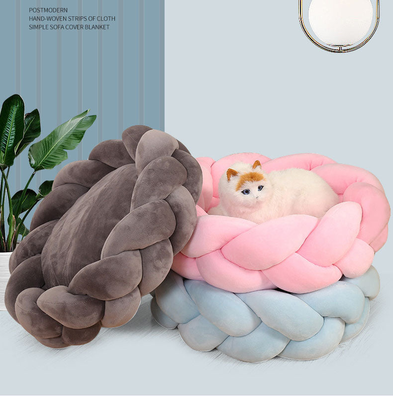 Round Plush Pet Bed for Cozy, Supported Everyday Naps