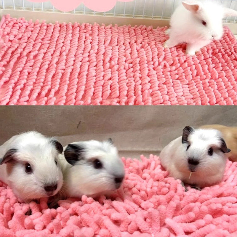 Chenille Pet Mat for Rabbits, Cats & Small Pets Comfort