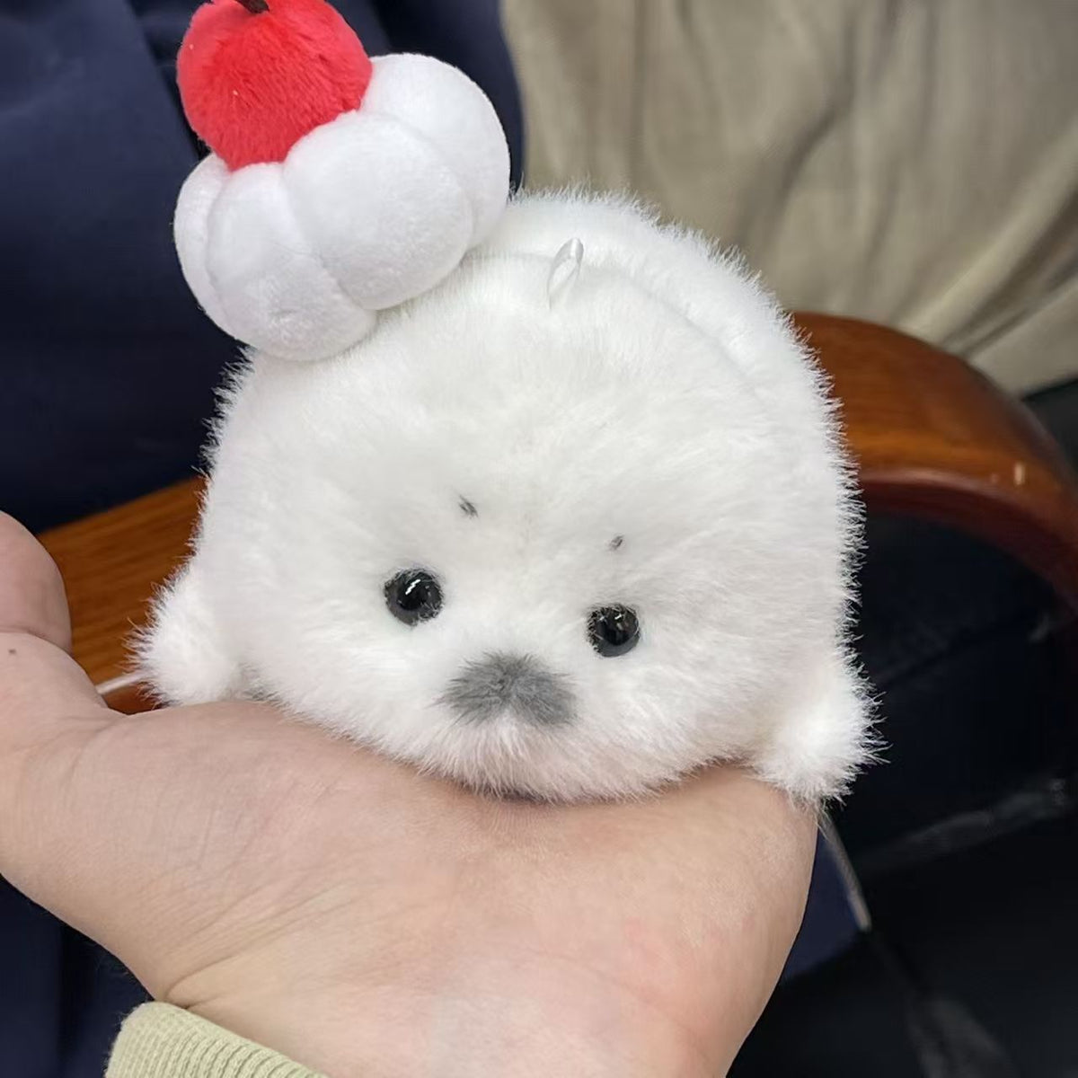 Plush Seal Pendant Bag Charm – Cute Fuzzy Companion Gift