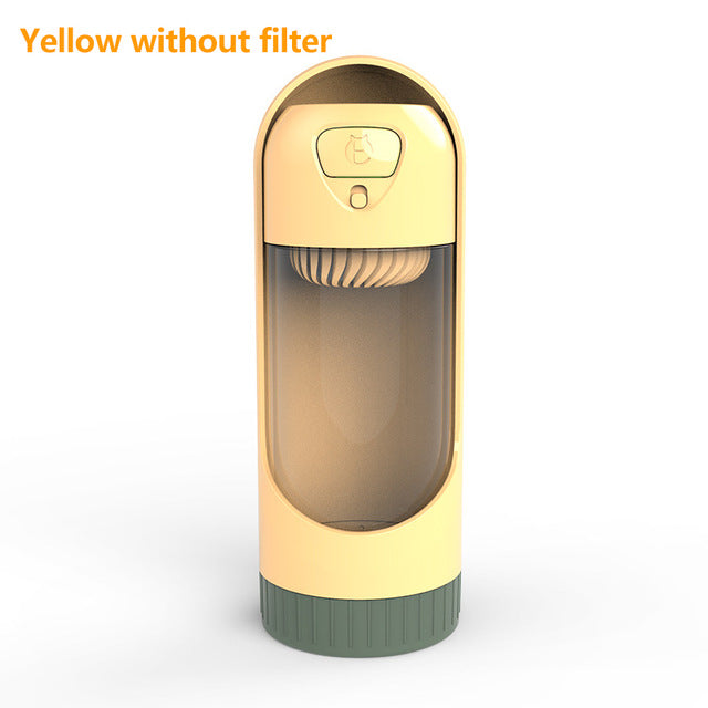 Portable Pet Water Bottle With Leak-Resistant Design