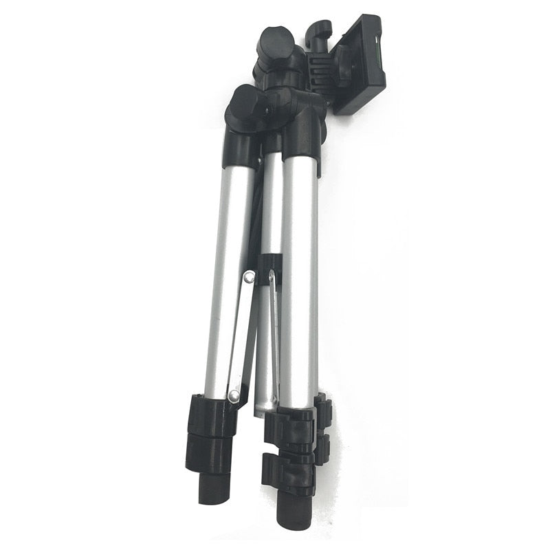 Aluminum Camera Tripod with 360-Degree Fluid Head Stand