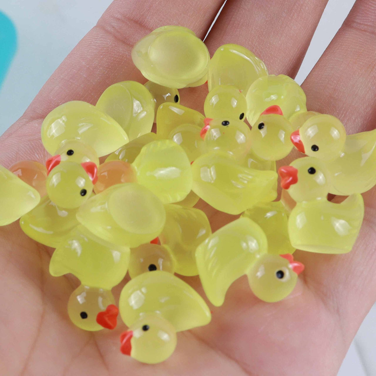 Luminous Mini Duck Charms for Playful DIY Decorations