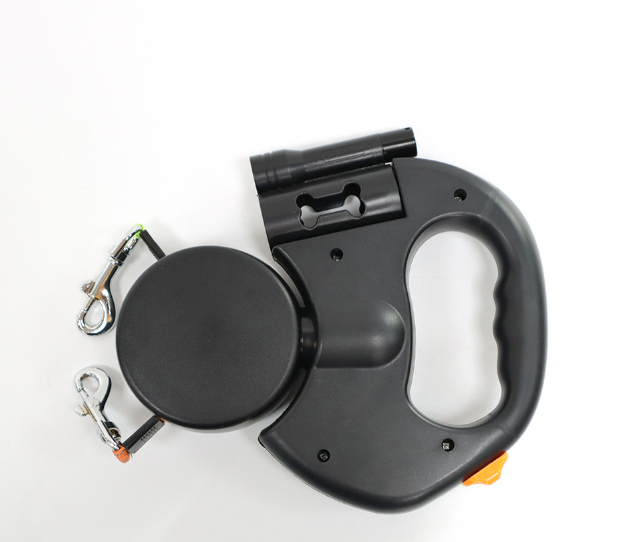 Dual Retractable Dog Leash for Two Tangle-Reduced Walks