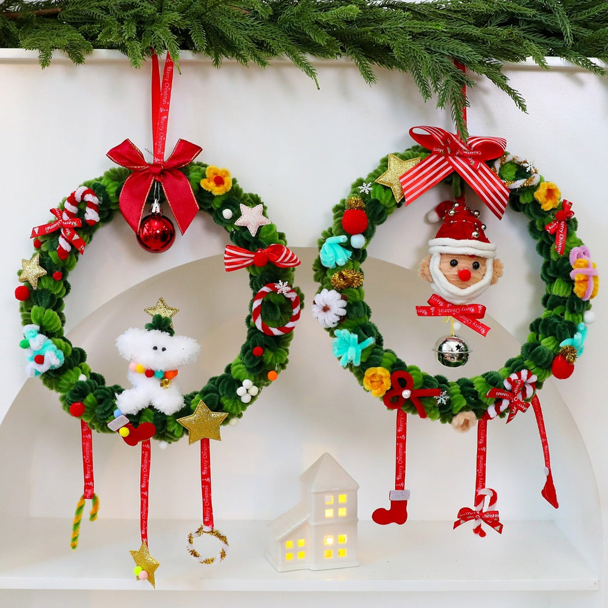 27CM Christmas Wreath Decoration for Festive Walls