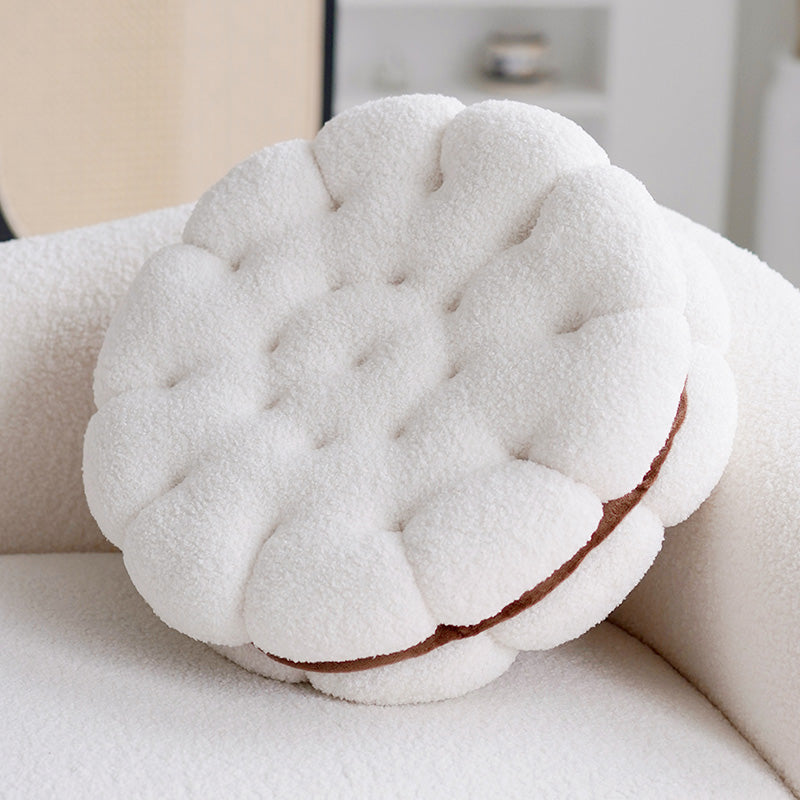 Biscuit-Shaped Cushion for Cozy, Playful Sofa Comfort