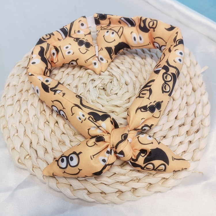 Pet Tie-On Scarf for Dogs & Cats, Photo-Ready Style