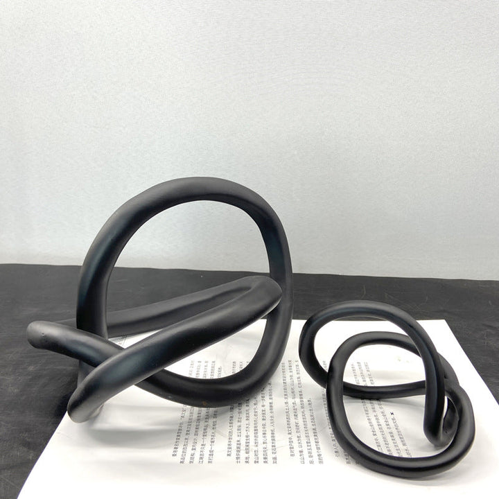 Black Resin Knot Ornament for Elevated Modern Interiors