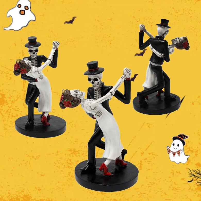 Skeleton Couple Halloween Decor for Spooky Romance