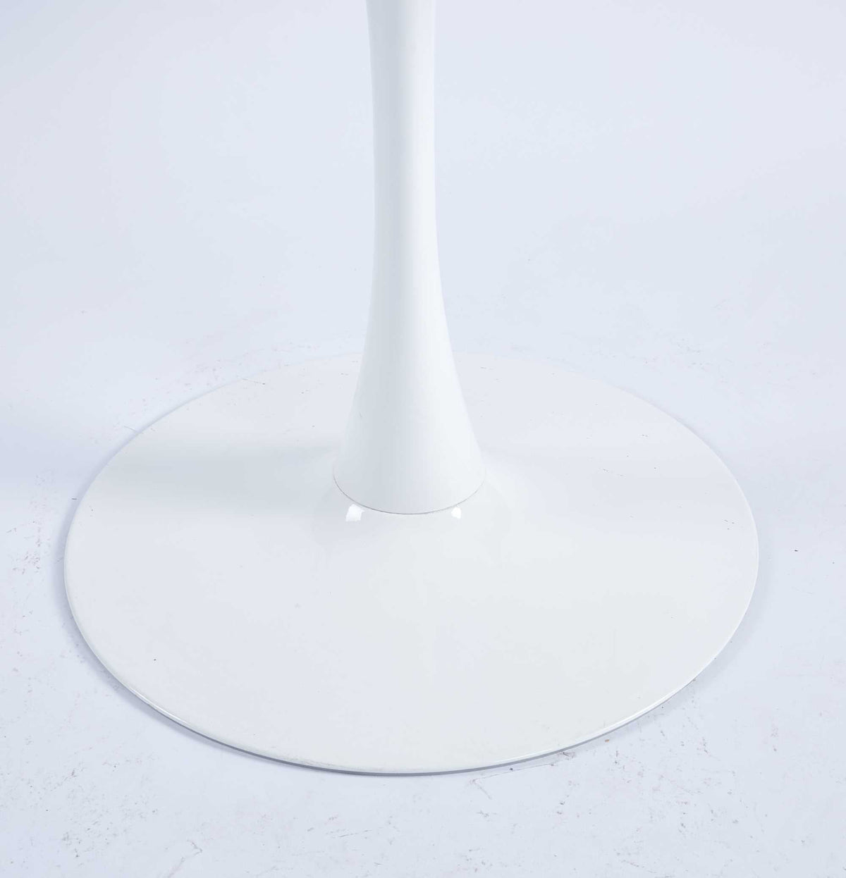 White Tulip Dining Table for Small Spaces and Kitchens