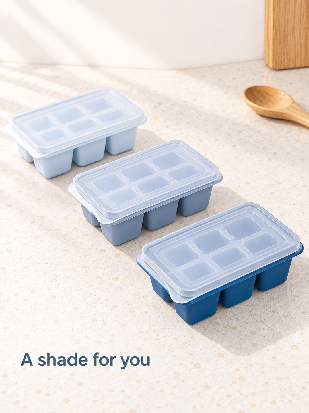 Square Ice Cube Tray with Lid, Stackable 6-Cube Mold