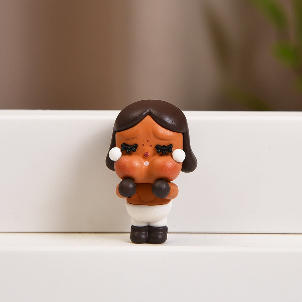 Crying Baby Pendant Figures for Whimsical DIY Decor