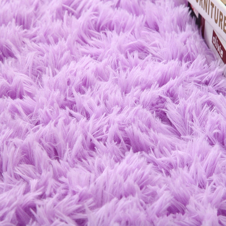 Silky Shag Area Rug for Cozy Modern Bedroom Decor