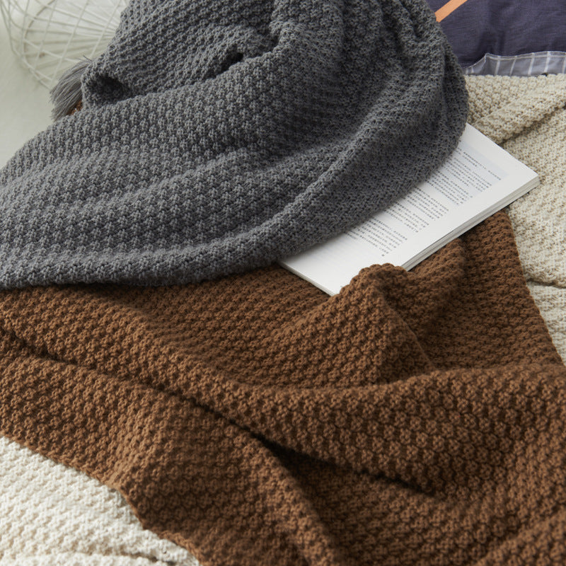 Chunky Knit Wool Blanket with Tassels for Cozy Warmth
