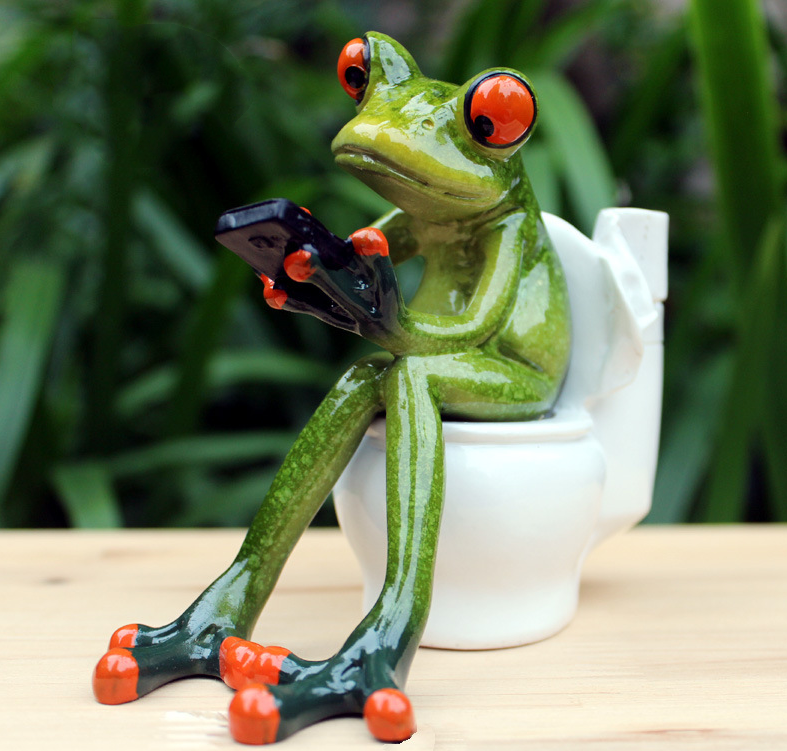 Frog Pen Holder Desk Ornament With Playful Storage