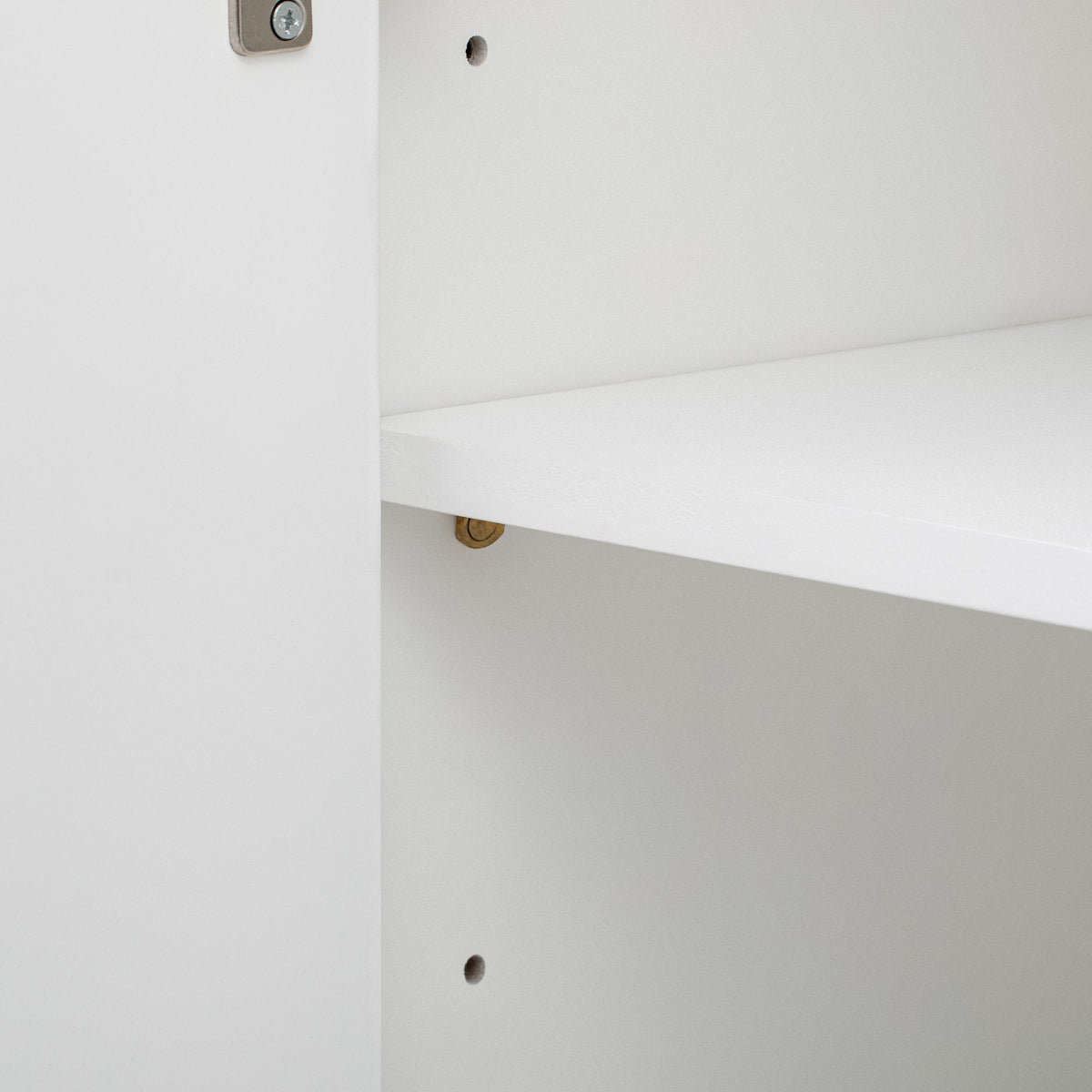 Curved Fluted Door Sideboard Buffet With Adjustable Shelves