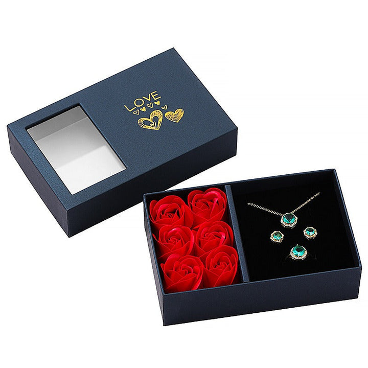 Rose Gift Box With Jewelry Compartment | Luxury Gift