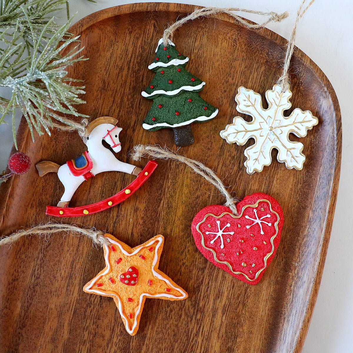 Vintage Christmas Ornaments for a Nostalgic Holiday Tree
