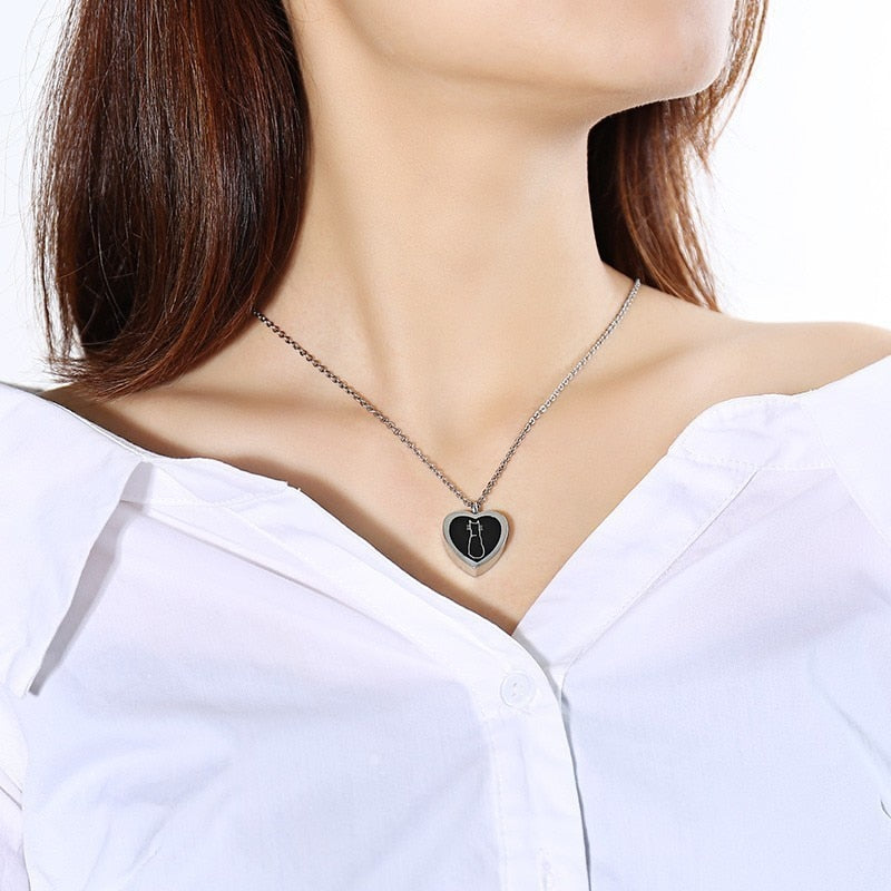 Pet Memorial Necklace for Discreet Everyday Remembrance