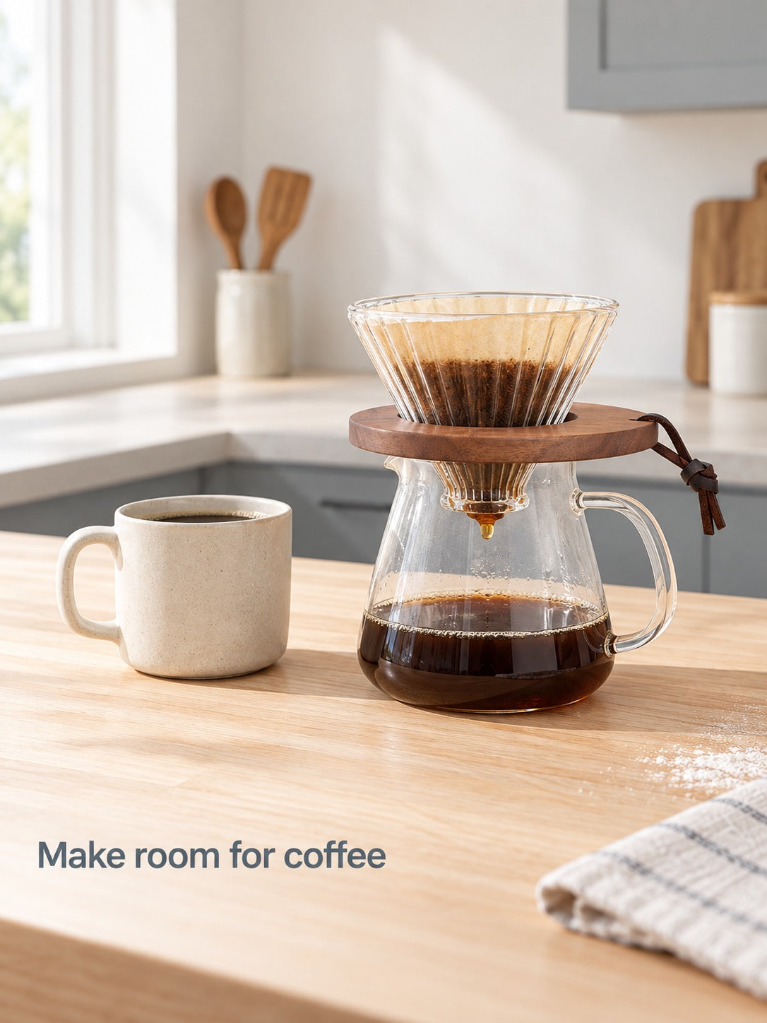 Walnut Pour-Over Coffee Dripper Stand With Glass Cone
