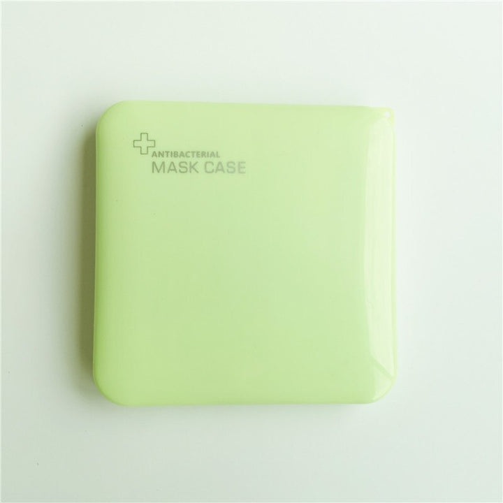 Portable Face Mask Storage Box That Keeps Masks Clean
