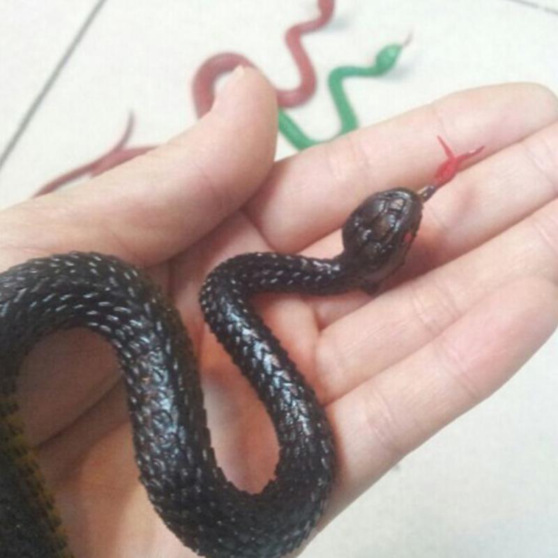 Realistic Snake Prank Toy for Halloween Party Fun Prop
