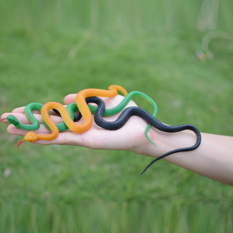 Realistic Snake Prank Toy for Halloween Party Fun Prop