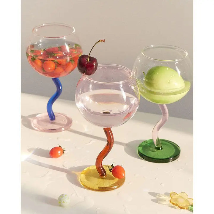 Twisted Stem Wine Glass for Colorful Table Styling
