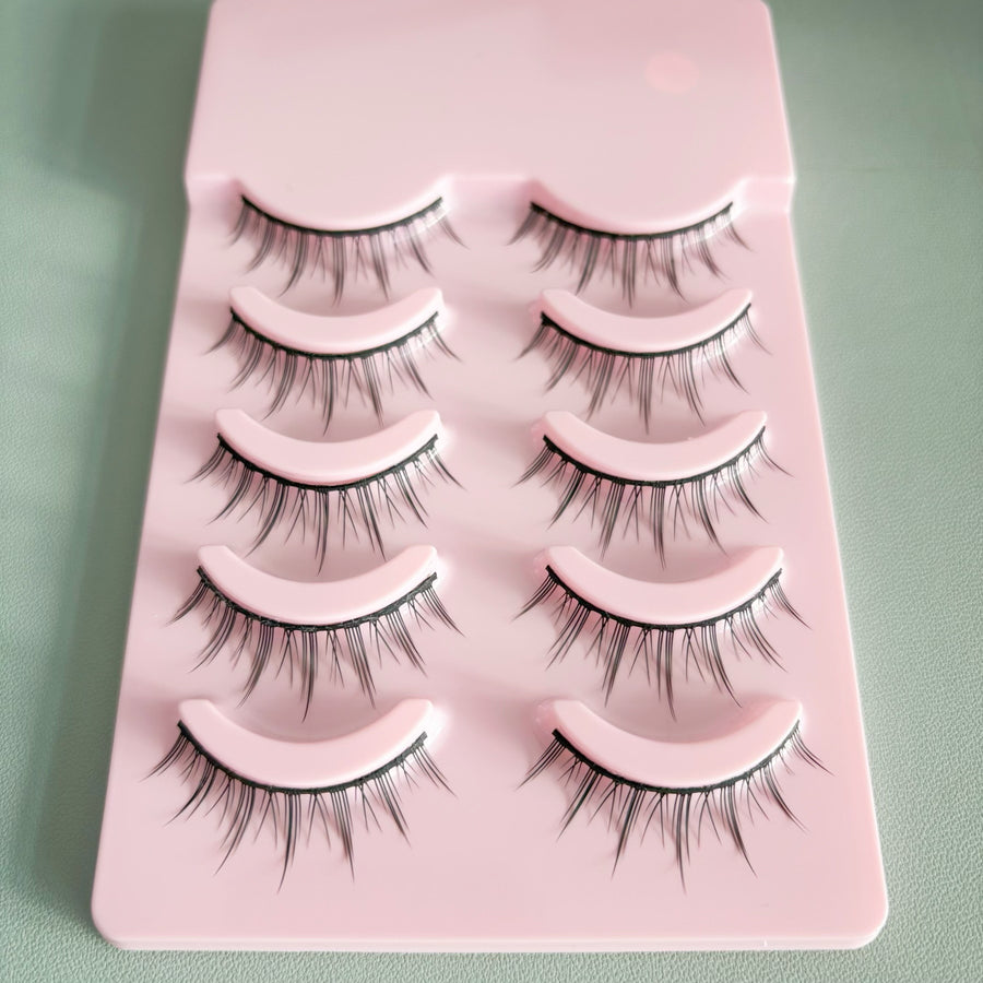 False Eyelashes for Bold, Bushy Cartoon-Style Eyes