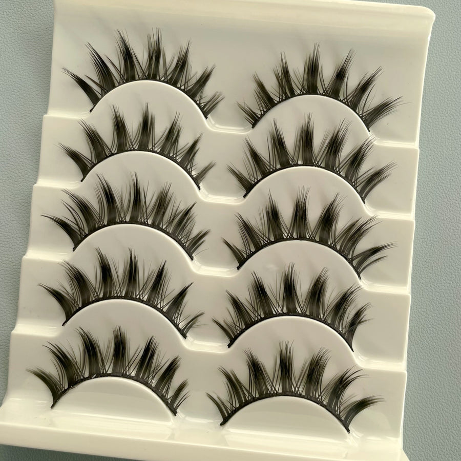 False Eyelashes for Bold, Bushy Cartoon-Style Eyes