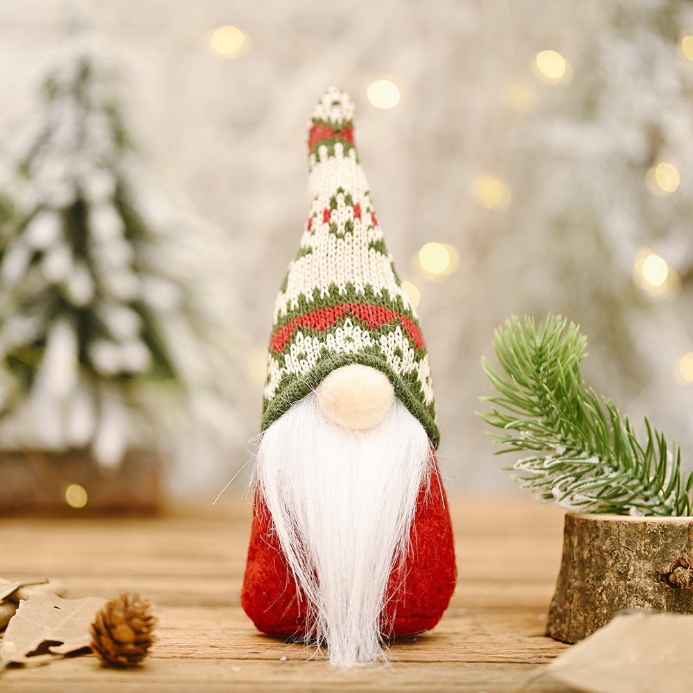 Christmas Gnome Set for a Warm, Festive Mantel Display