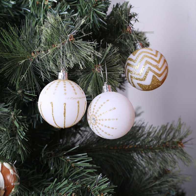 Christmas Ornaments Set: Elegant White Gold Tree Decor