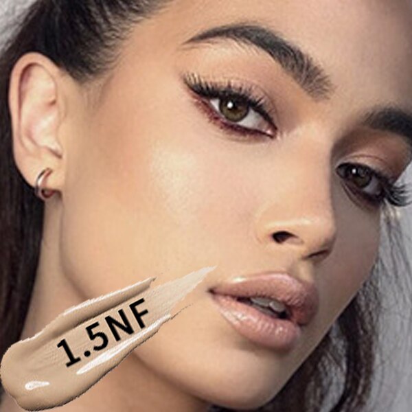 Full Coverage Liquid Foundation for Travel-Ready Skin