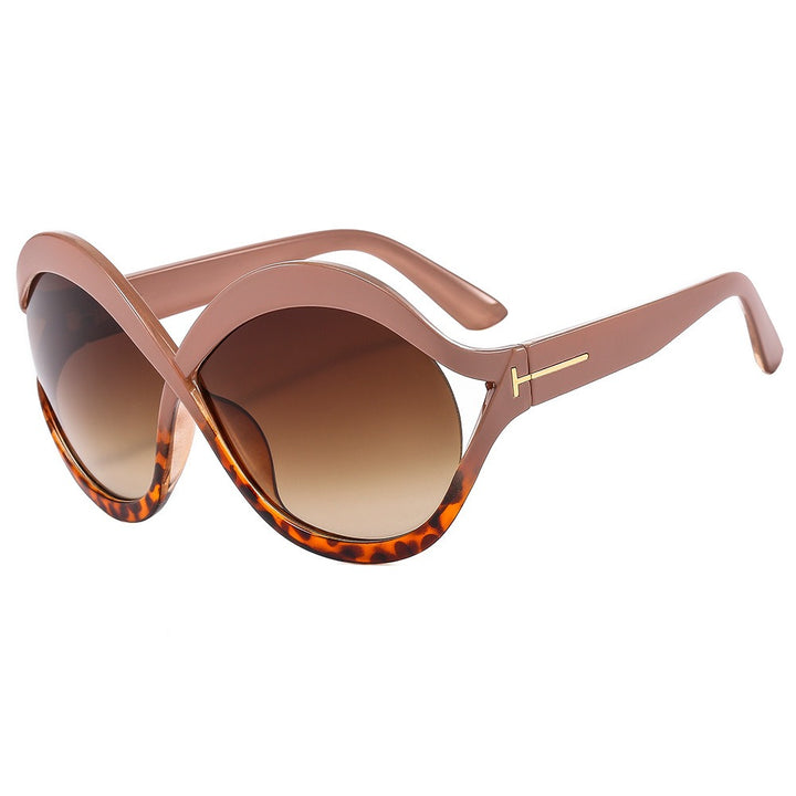 Oversized Round Sunglasses With Glamorous Gradient Lenses