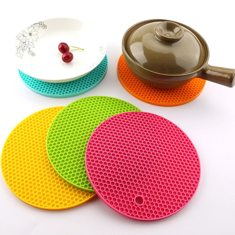 Heat Resistant Silicone Table Mat and Drink Coaster Set