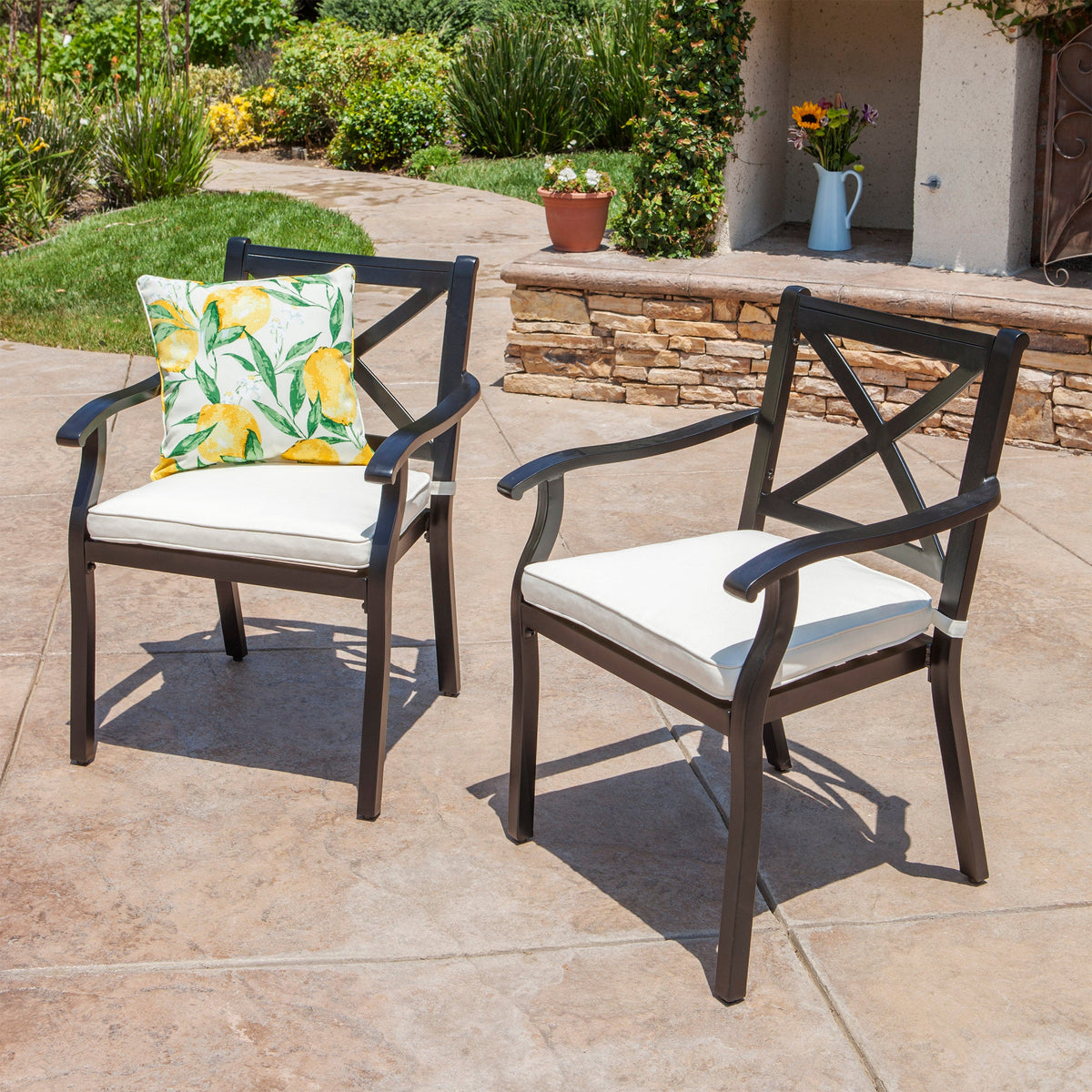 Outdoor Dining Chairs Set of 2 with Cream Cushions