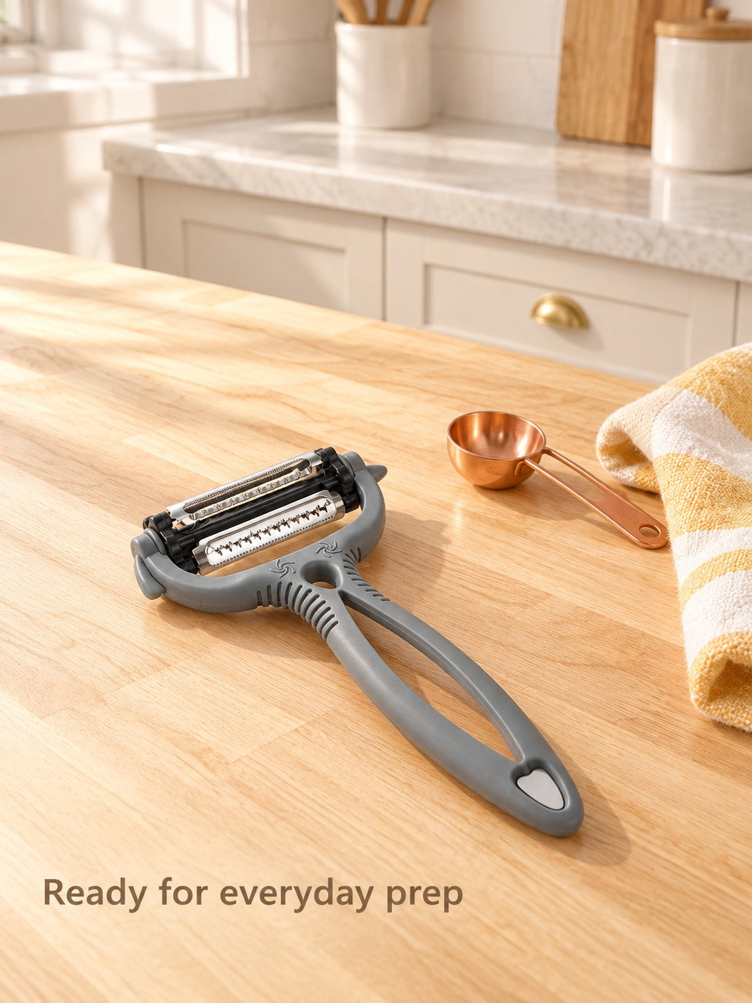 3-in-1 Rotating Vegetable Peeler, Shredder and Melon Scoop