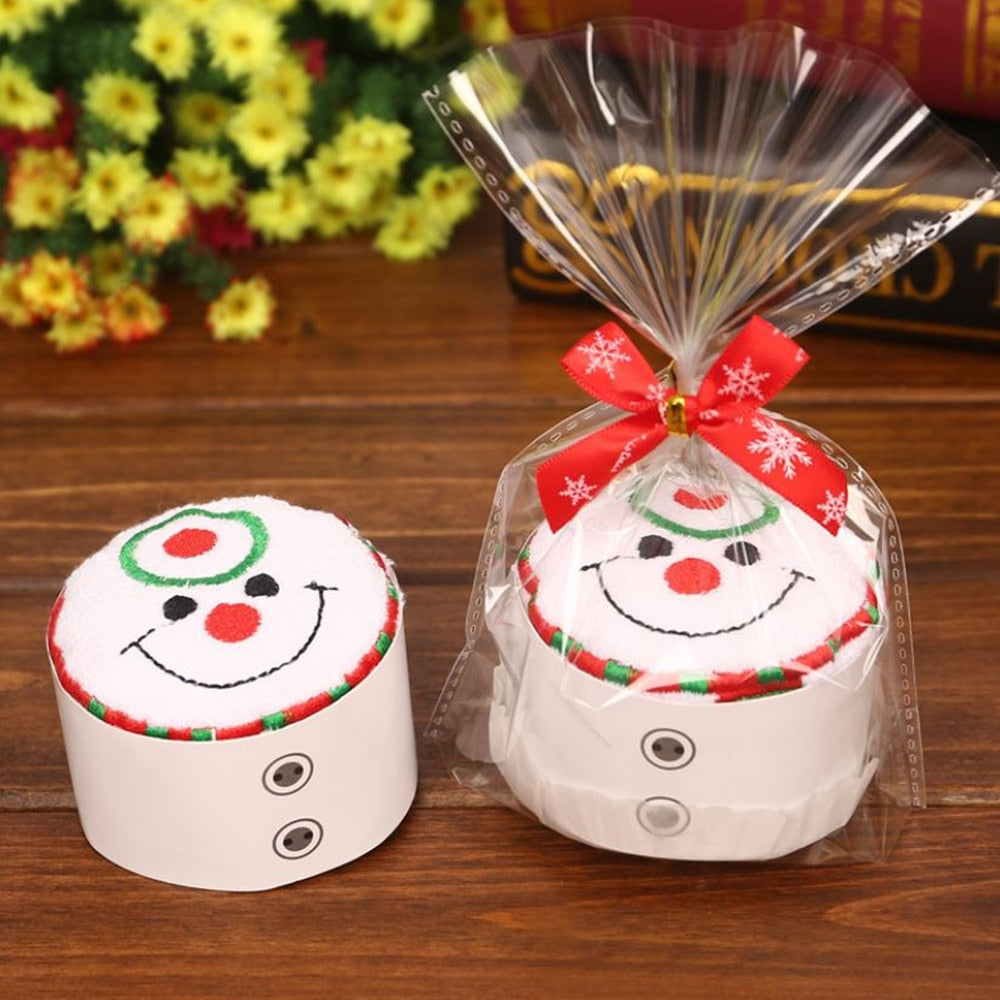 Christmas Cupcake Towel Gift – Cute Holiday Decor