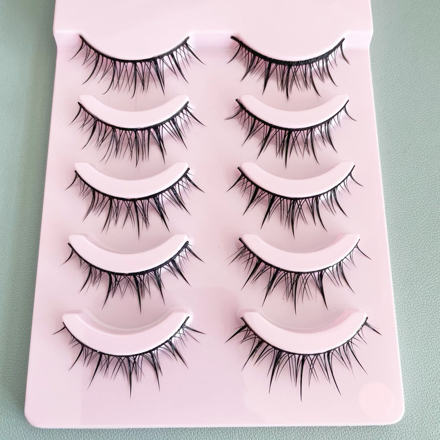False Eyelashes for Bold, Bushy Cartoon-Style Eyes