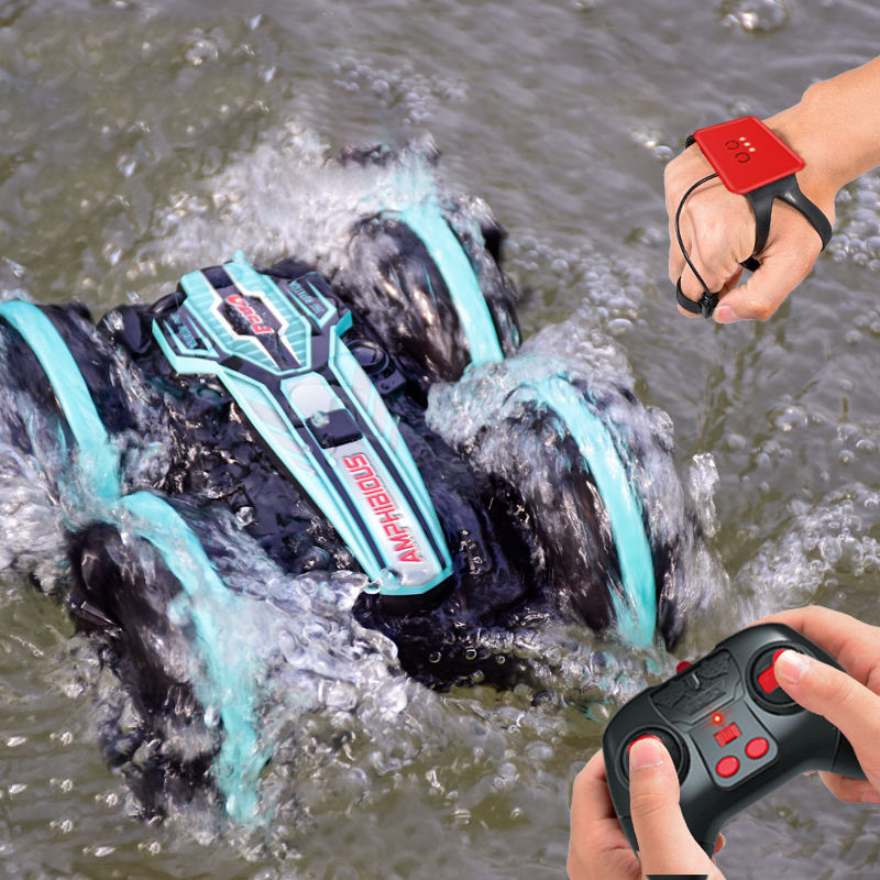 Amphibious 4WD Stunt Car for Double-Sided Action