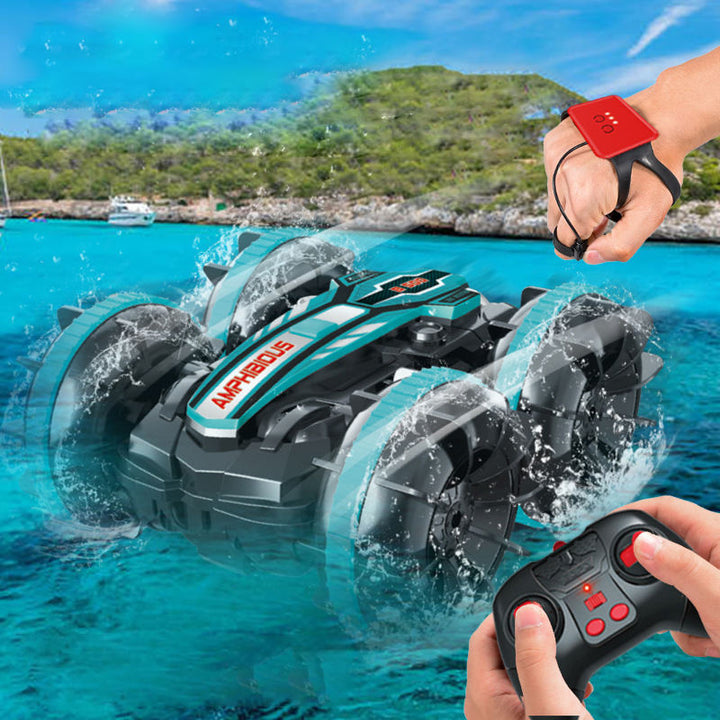 Amphibious 4WD Stunt Car for Double-Sided Action