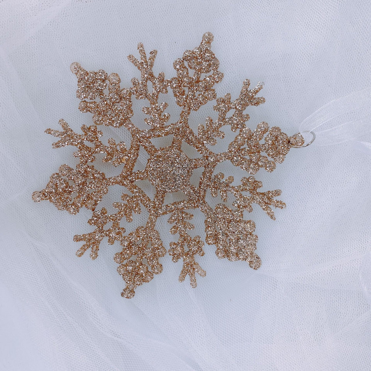Christmas Tree Ornaments for Elegant Snowy Sparkle