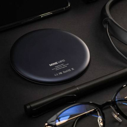 iF Award LED Vanity Mirror – Wireless Charging & Touch Screen