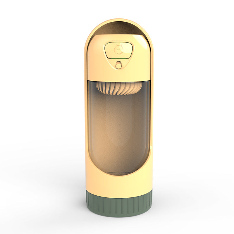 Portable Pet Water Bottle With Leak-Resistant Design